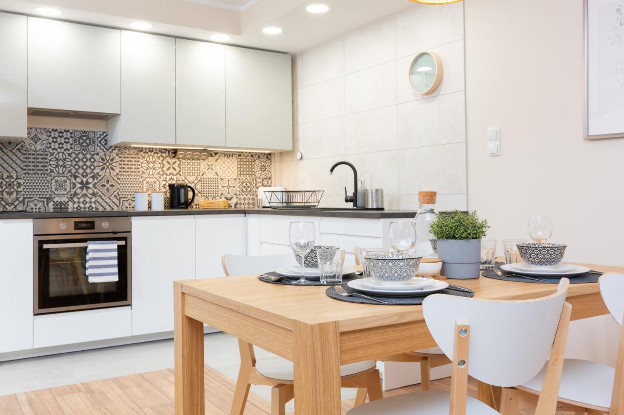 Apartments Warsaw Krolewska By Noclegi Renters Dış mekan fotoğraf